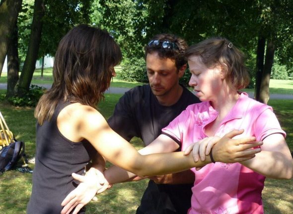 Paul-Teaching-Taichi-e1623154860678